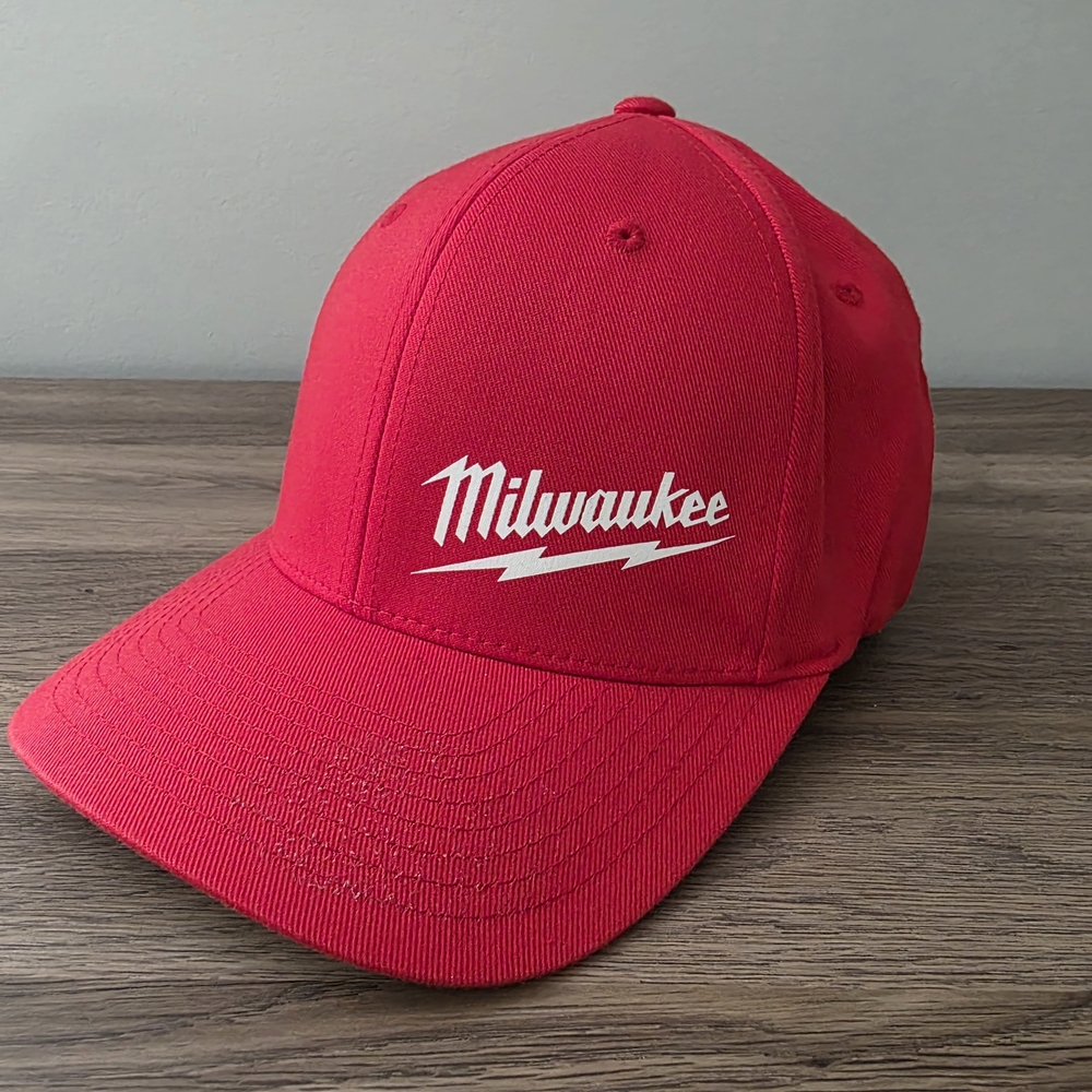 Milwaukee Red Baseball Cap, S-M Flexfit
